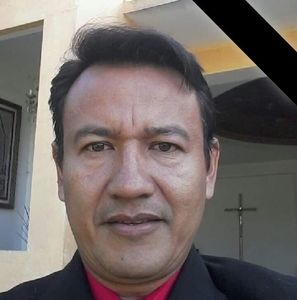 Meet your Posher, Víctor manuel